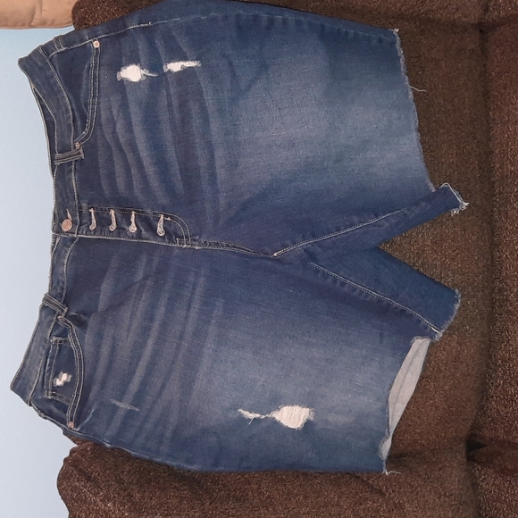 Time and Tru Denim Bermuda Shorts - Picture 4 of 5